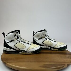 Big Kids Boys Nike Air Jordan 60 Plus Celtics Basketball Sneakers Shoes Size 4.5